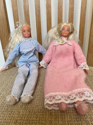 Barbie, Bedtime Barbie, Sender gerne, på købers regning

1978
Kan lukke øjnene vha vand
Blød krop
Ma