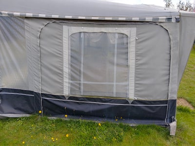 Andet, Camp out, Ende stykke til camp out 300 cm's telt. Højre side set forfra, med myggenet.