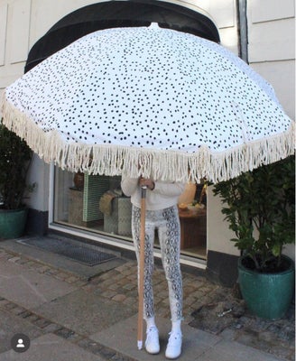 Parasol, Prive, Soft og træ, Super fin design parasol køb i Prive på Østerbrogade. 