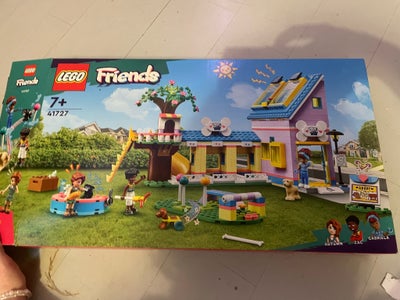 Lego Friends, 41727, Lego Friends
Åbnet en gang og bygget.
Manual og kasse er der begge:)
Alle brikk
