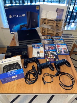 Playstation 4 Pro, Perfekt, playstation 4 pro i perfekt stand, kasse og manualer.
3 brugte controlle