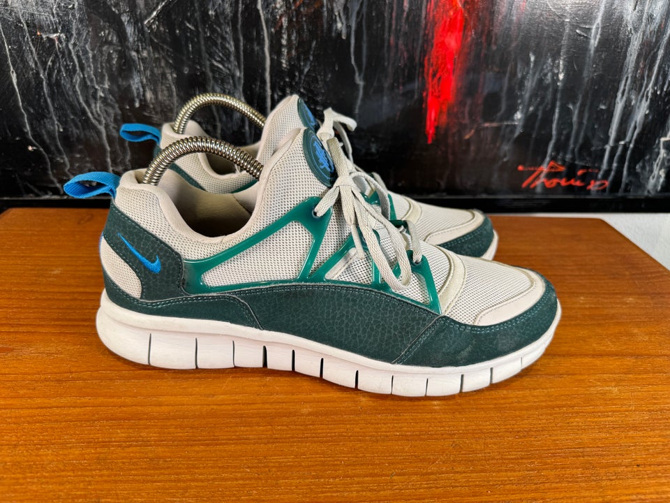 Sneakers Nike free huarache light neutral grey teal str. 44 dba Kob og Salg af Nyt og Brugt