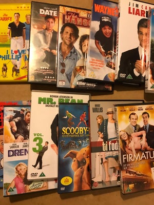 DVD, komedie, 12 blandede titler, set hver 1 gang. Rene skiver, rene æsker. Titler er : ti fod under