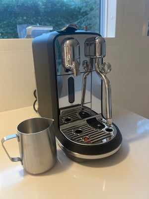 Nespresso kaffemaskine, Nespresso, Sage Creatista Plus, Black, Fin kaffemaskine med streamer til mæl