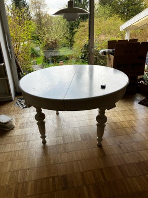 Spisebord, Mahogni, b: 132, Hvidmalet mahogni spisebord med udtræk måske op til fire meter   