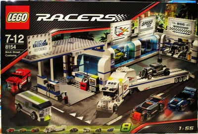 Lego Racers, 8154 Brick Street Customs, Uåbnet / plomberet sæt sælges fra voksensamling.

Et sjælden
