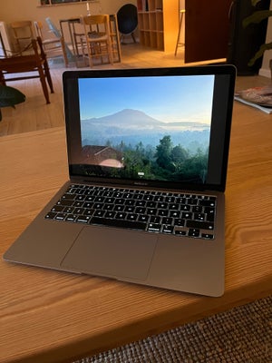 MacBook Air, 2020 Retina 13 “, 1,1 GHz Quad-Core Intel Core i5 GHz, 16 GB ram, 250 GB harddisk, God,