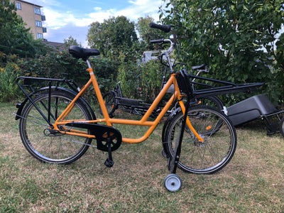 Ladcykel, Biria postcykel, 5 gear, absolut velkørende og velholdt postcykel med masser af plads på l