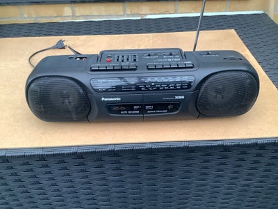 Ghettoblaster, Prosonic, RX-FT570, God, ReTro radio / ghettoblaster i god stand og virker.
Panasonic