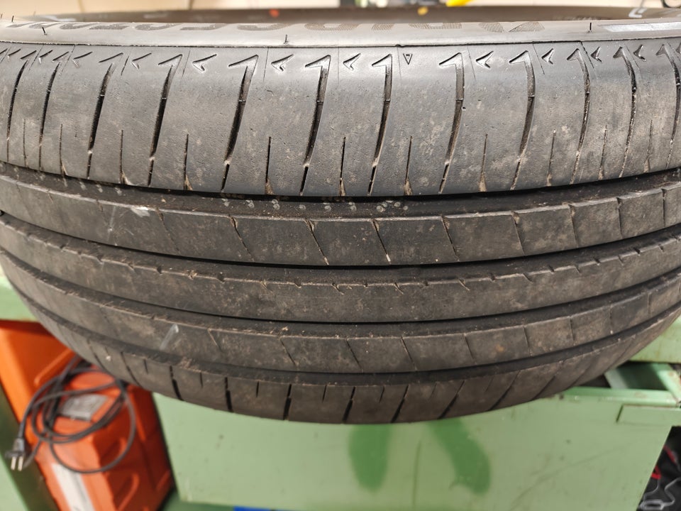 Sommerdæk, Bridgestone, 235 / 50 / R20