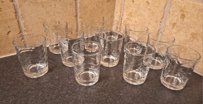 Glas, Vand glas, Vivalto, Mål
Disse 11 vand glas måler 8 cm høje og er 6.5 cm I diameter 
Sælges sam