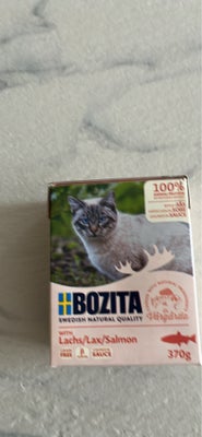 Kattefoder, Bozita, 10 pakker . 6 styk  på 370 gr i hvert pakke .    