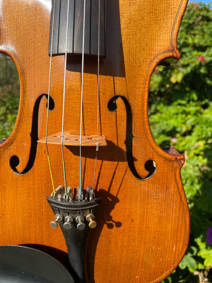 Gammel violin , Antonius Stradivarius Cremonensis