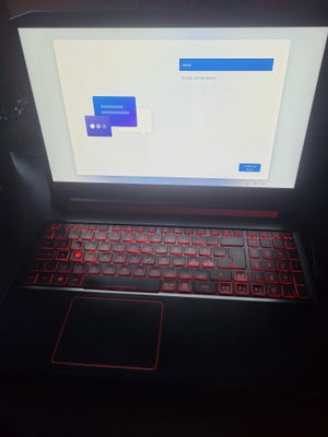 Acer Nitro 5, 4.50 GHz GHz, 16 GB ram, 512 GB harddisk, Rimelig, Acer Nitro5 15-54-79EL
Købt i 2019,