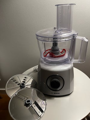 Foodprocessor , Bosch, Model MCM3110W. 
Aldrig brugt, men dog pakket ud. Kassen kan fremskaffes, hvi