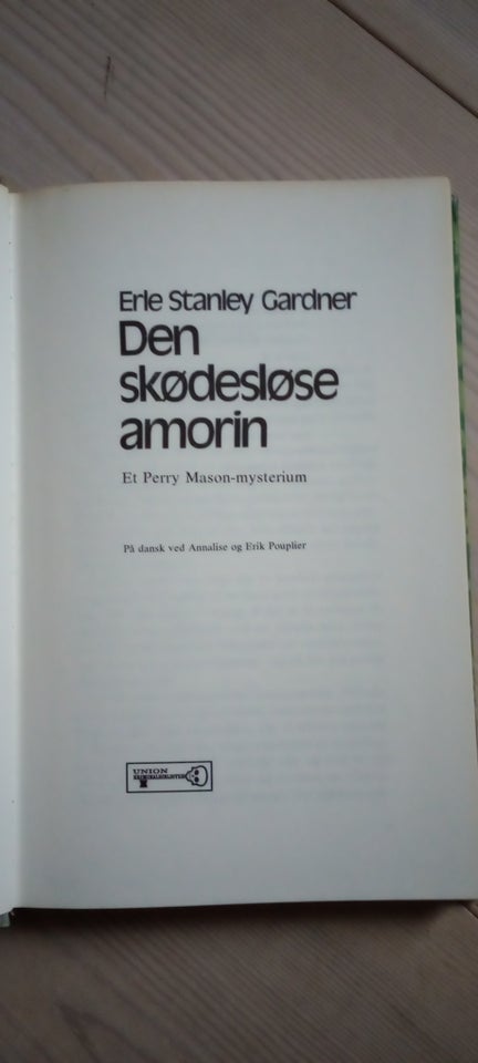 Den skødesløse amorin, Erle Stanley Gardner, genre: krimi