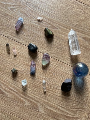 Smykker og sten, Krystaler og sten, Lidt forskellige krystaller, byd gerne på enkelte eller flere :)