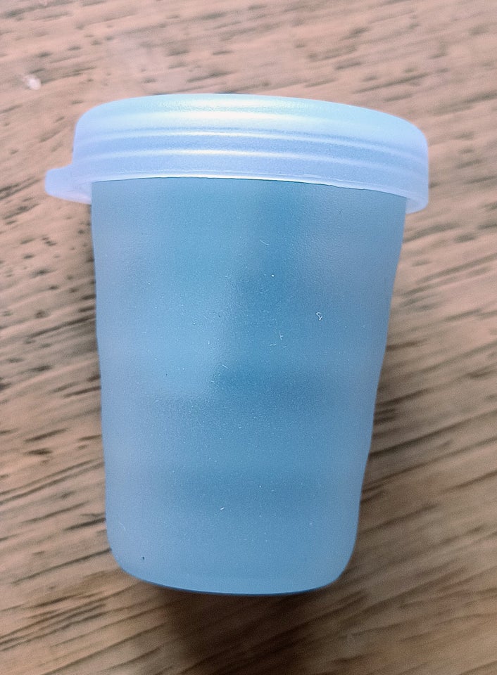 Andre samleobjekter, Tupperware blyantspidser m beholder