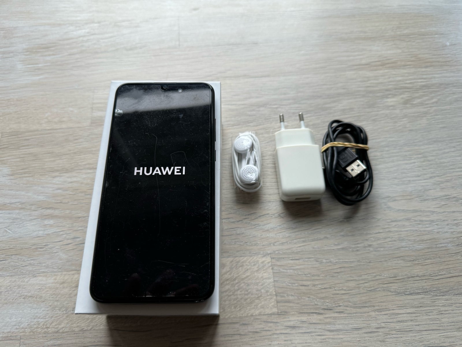 HUAWEI P9 SMART 2019, 3 GB RAM OG 64 GB HUKOMMELSE , God