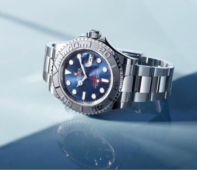 Herreur, Rolex, Nyt og helt ubrugt / fabriksnyt Rolex Yachtmaster 40mm Blue Dial med platinkrans, re
