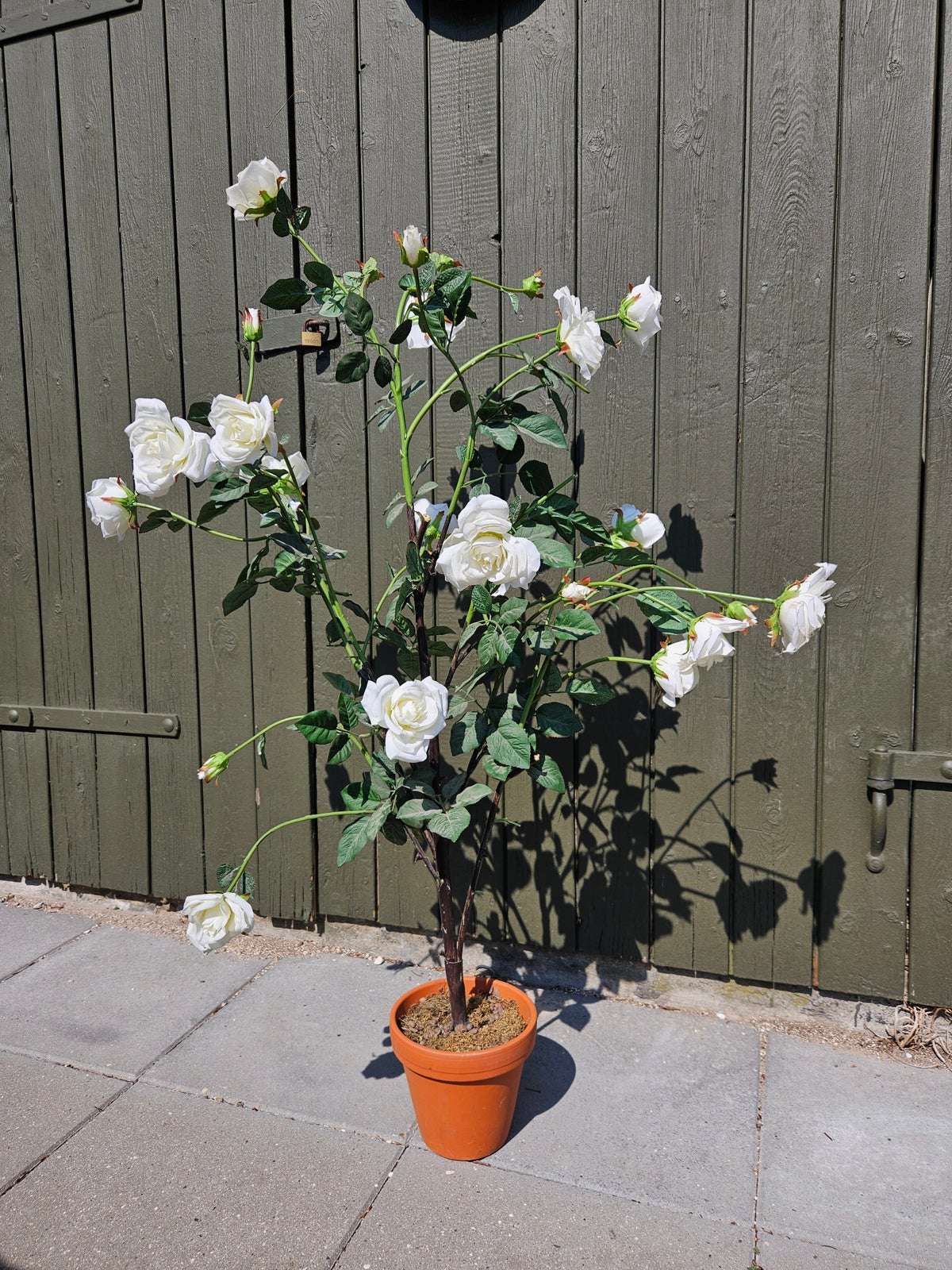 Kunstig rosenbusk