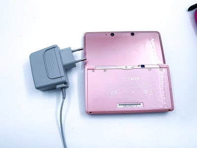 Nintendo 3DS, 3DS med taske, oplader og touchpen