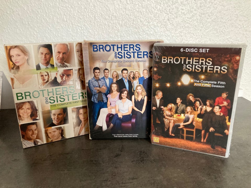 Brothers and Sisters, DVD, TV-serier
