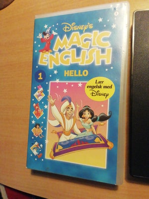 Tegnefilm, Magic English 1, instruktør Disney, Hello
Lær engelsk med alle Disney vennerne
Er ikke ud