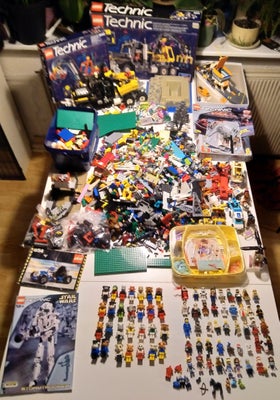 Lego blandet, Ældre Lego Technic - Masser af Lego, Ældre Lego Technic - Masser af Lego.

Ældre Lego 