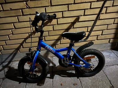 Drengecykel, classic cykel, X-zite, 12 tommer hjul, Fin børnecykel. Støttehjul og stang følger med.