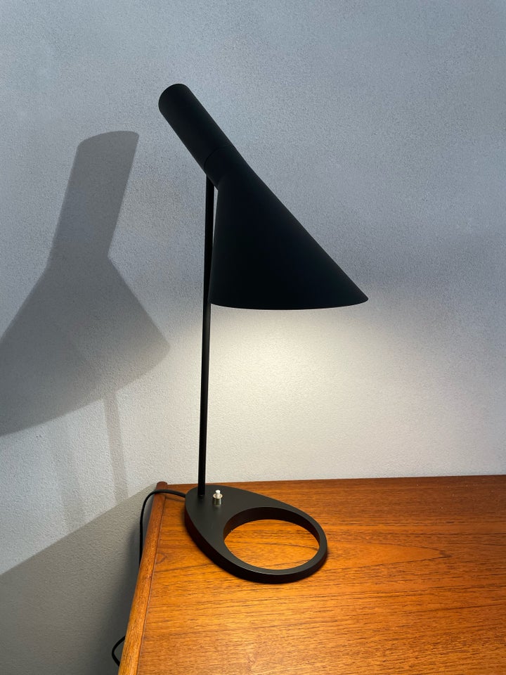 Arne Jacobsen N bbet bordlampe dba.dk K b og Salg af Nyt og