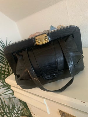 Anden håndtaske, Vintage, læder, Meget charmerende rummelig vintage håndtaske “Stegler model” i dyb 