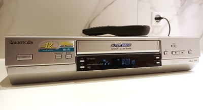 VHS videomaskine, Panasonic NV-HV51 virker perfekt.

En rigtig god HiFi VHS Maskine der levere et ri