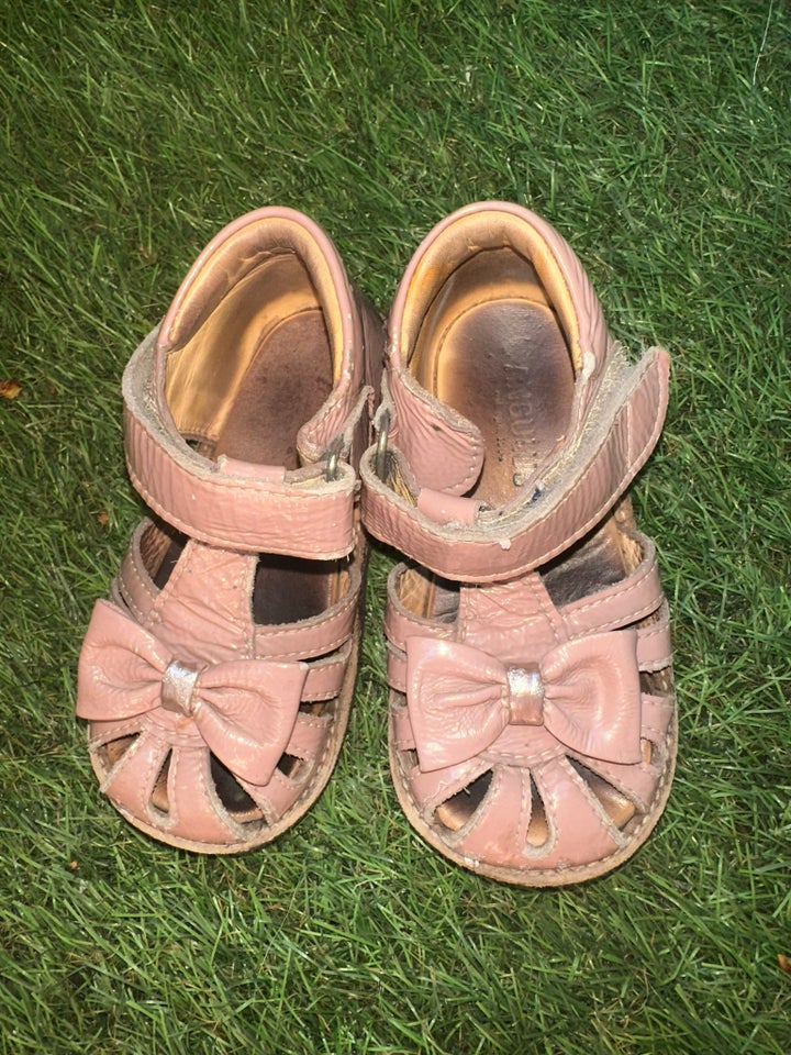 Sandaler, str. 23, Angulus sandaler beige rosa 23 sko – dba.dk – Køb Salg af Nyt og