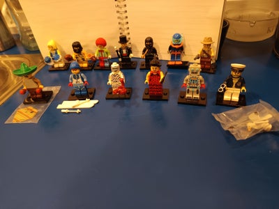 Lego Minifigures, Serie 1/2/3/6/10 Minifigurer, Alle med plade, og ekstra udstyr. Hvis det er på bil