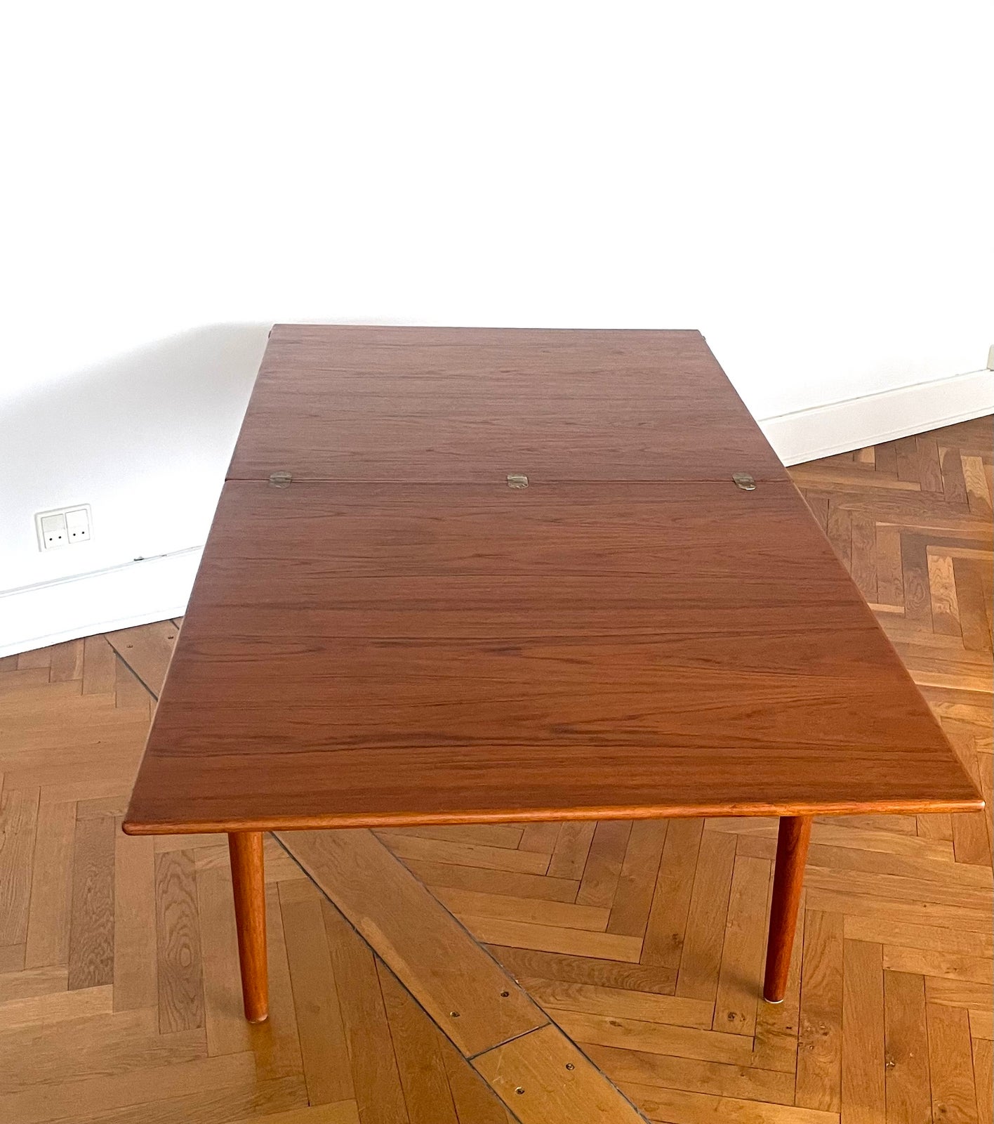 Anden arkitekt, bord, Opklappelig spisebord /