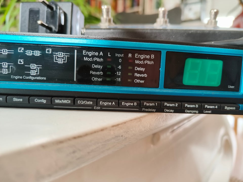 Digitech s100, Digitech Studio s100