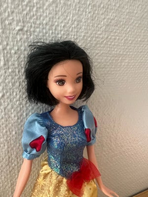 Barbie, Disney prinsesse Snehvide, Snehvide dukke. Se også andre annoncer jeg har sat til salg med b