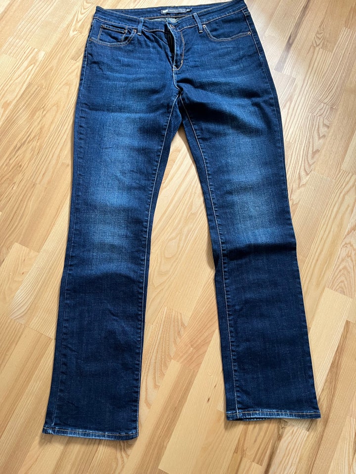 Jeans, Levis, str. 32