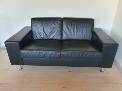 Sofa, læder, 2 pers., En pæn og velholdt kvalitets sofa, mener det er en designer, dog uden at kunne