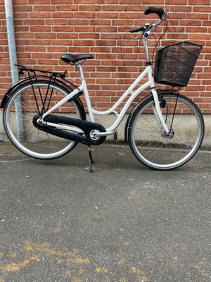 Damecykel,  Kildemoes, 48 cm stel, 7 gear, Super fin og velholdt kvalitetscykel
Cyklen kører perfekt
