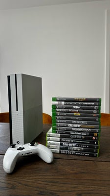 Xbox One, One , God, Xbox One med dertilhørende spil.

Kan afhentes på min adresse i Ringsted. 