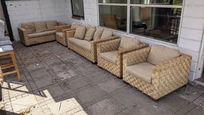 Sofagruppe, flet, 3 pers. , Ukendt, Der er 1 sofa og 3 stole. Sælges enkeltvis eller samlet.
Sofa:80