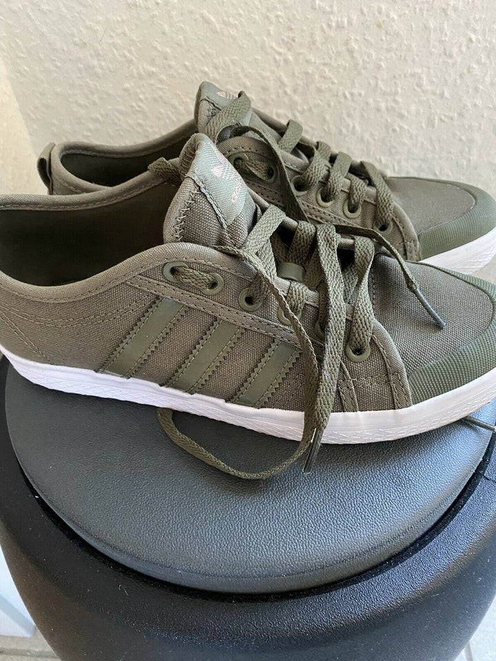 Sneakers, str. 38, Adidas