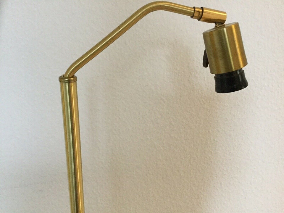 Standerlampe, Ukendt