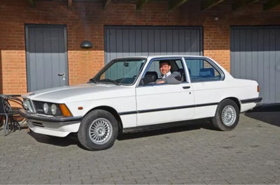 BMW 320, 2,0, Benzin, 1982, hvidmetal, 2-dørs, Her sælges regulær BMW E21 320

Sjælden liebhaveri ud