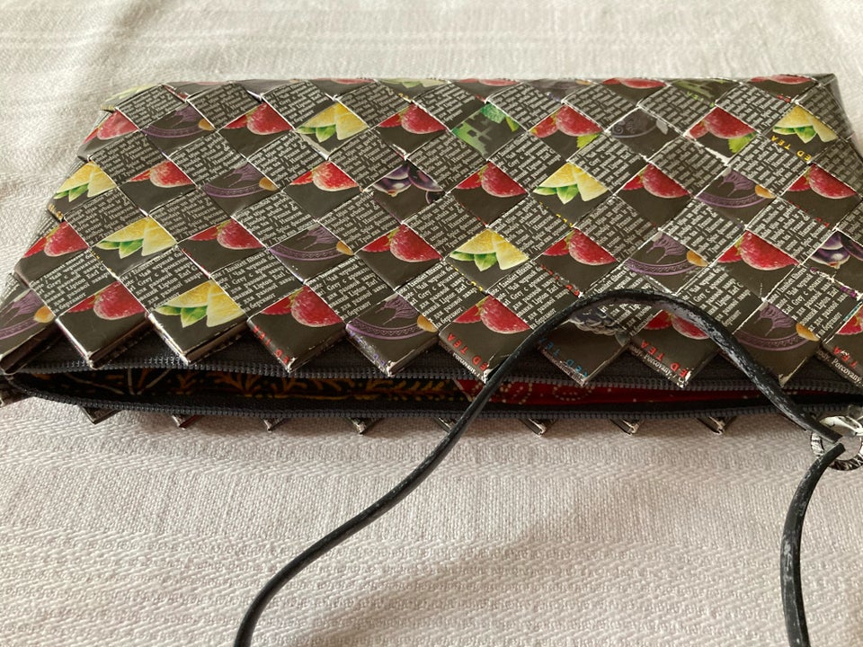 Clutch, Accessorize, genbrugspapir