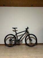 Cannondale, hardtail, 17.5 tommer