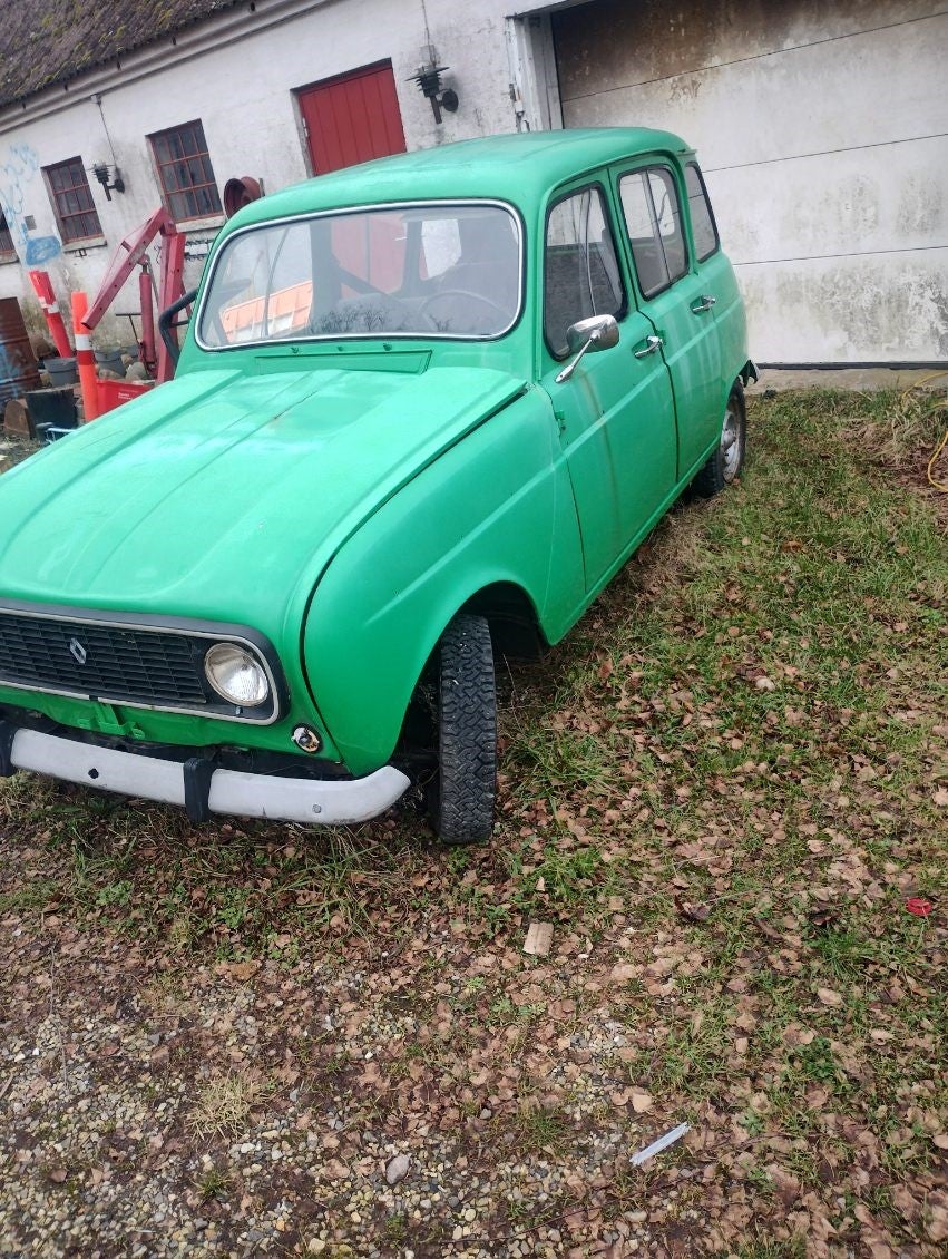 Renault 4, 0,9, Benzin
