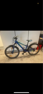 Drengecykel, mountainbike, Cube, 24 tommer hjul, Cube cykel sælges, trænger til en kærlig hånd prise